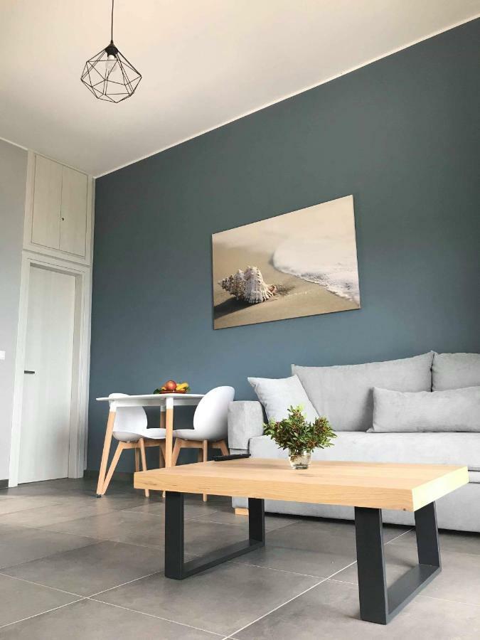 Light Blue House 3 Apartments Poúlithra 외부 사진